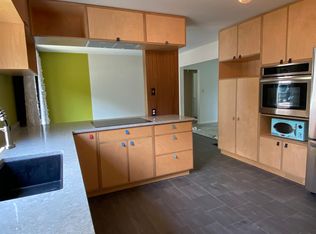 1121 Far Hills Ave #2, Dayton, OH 45419