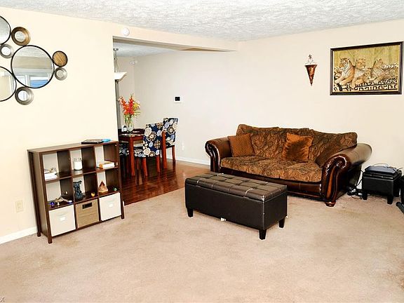 5th image of 24680 Eldridge Blvd