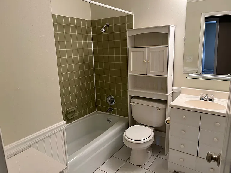 208 Doud Dr — Photo 13