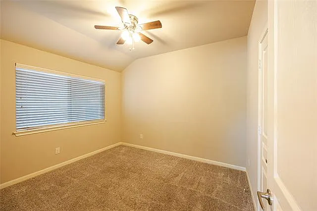 1141 Kingston Ct — Photo 27