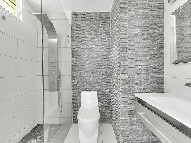 AVE. TRIOVEGABAJENO Cond. Torre Vista — Photo 17