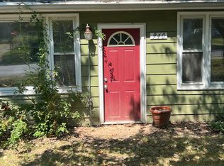 940 W Delmar Ave, Godfrey, IL 62035