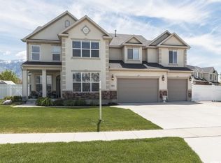 1831 W Country Bend Cir, Farmington, UT 84025