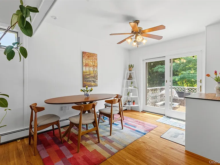 20 Walnut St — Photo 6