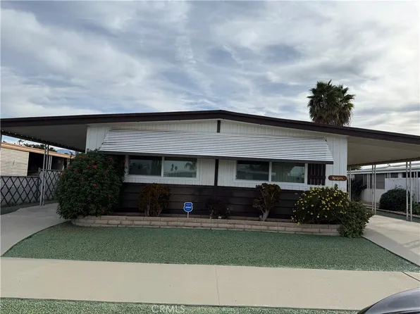 944 S Elk St, Hemet, CA 92543