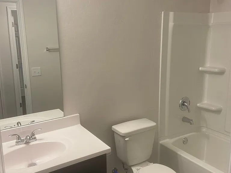 2028 Taylor St — Photo 13