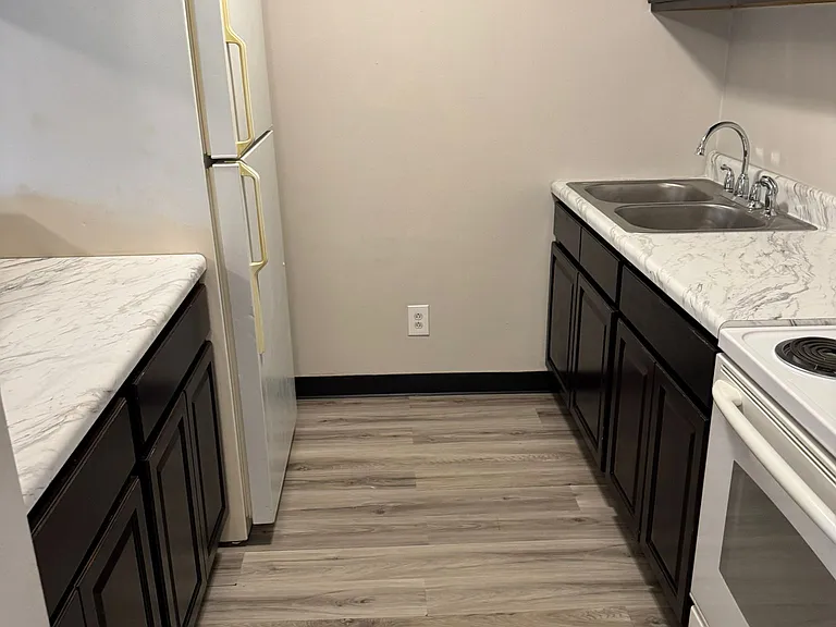 220 Cookstown New Egypt Rd #8 — Photo 9