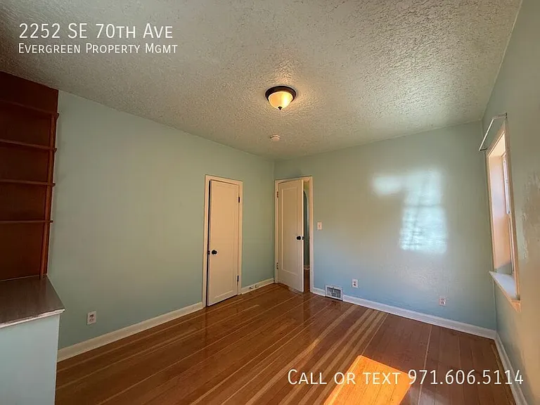 2252 SE 70th Ave — Photo 20