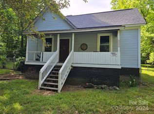 28 7th St, York, SC 29745