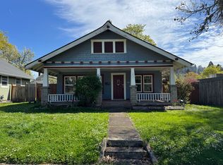 2077 Onyx St, Eugene, OR 97403