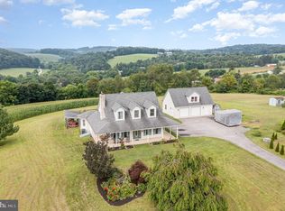 110 High St, Felton, PA 17322