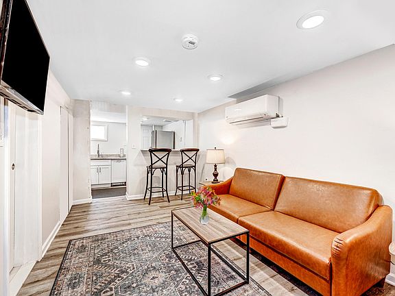 Large Living Room with recessed lighting!
