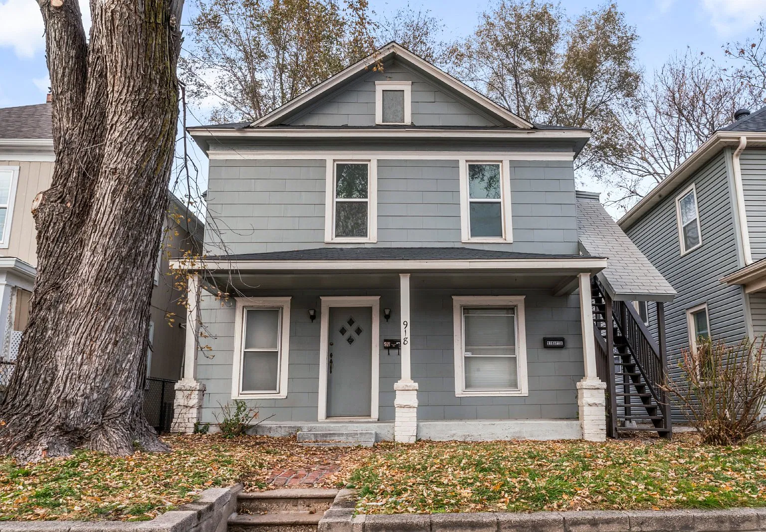 1 bed, 1.0 bath, 728 sqft, $1,100 — Photo 2