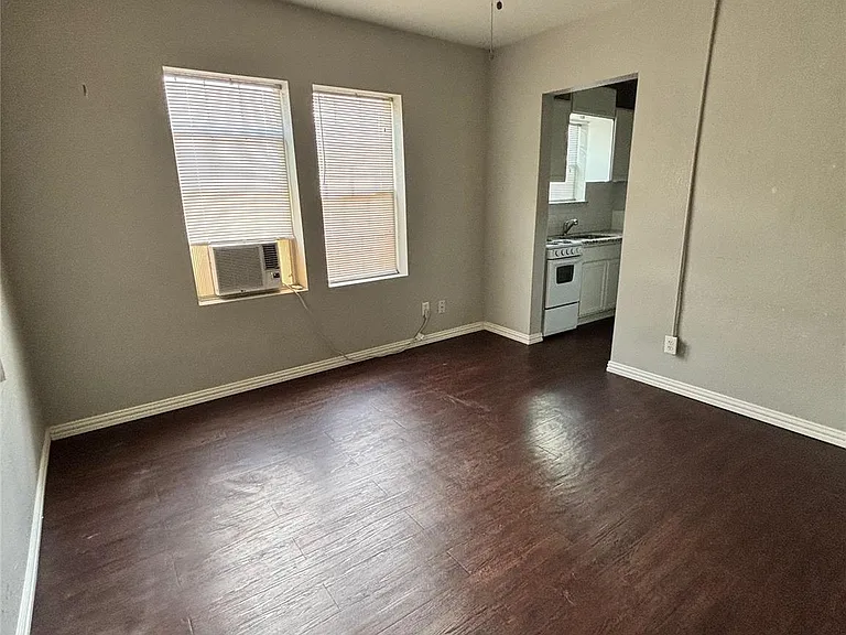 309 Hutcheson St #1 — Photo 3