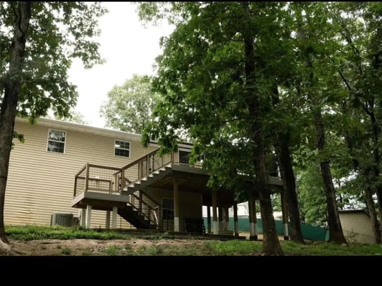 15400 Triangle Ln — Photo 15