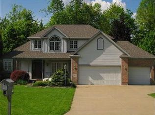 7748 Amberwood Trl, Youngstown, OH 44512