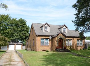 5287 Comstock Ave, Kalamazoo, MI 49048