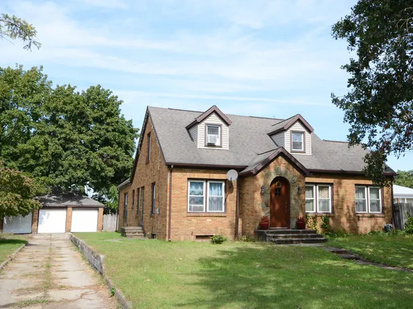 5287 Comstock Ave, Kalamazoo, MI 49048