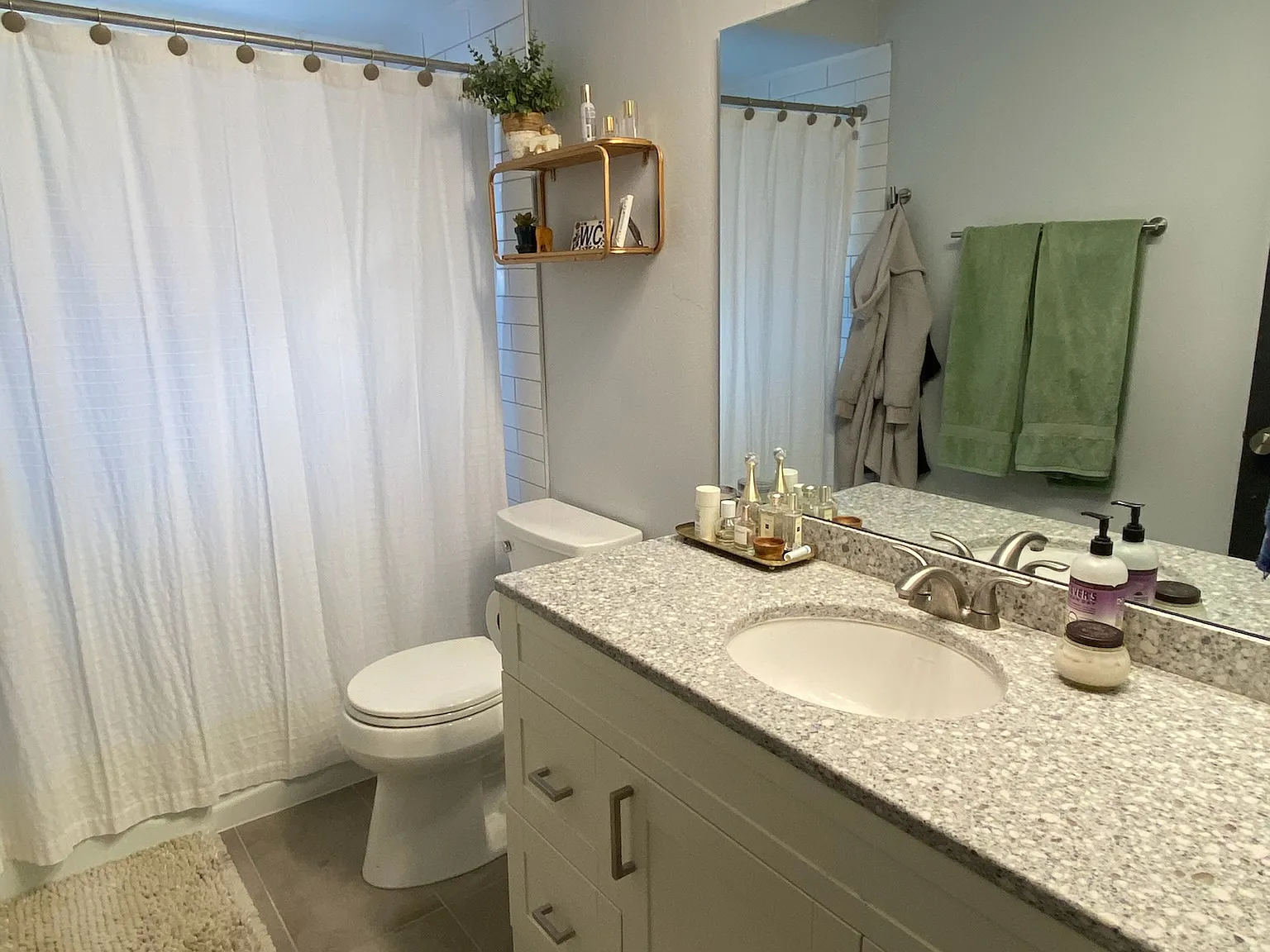 2 bed, 985 sqft, $1,850 — Photo 1