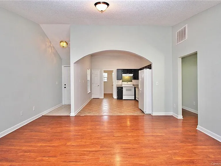 204 Tom Hunter Rd — Photo 10