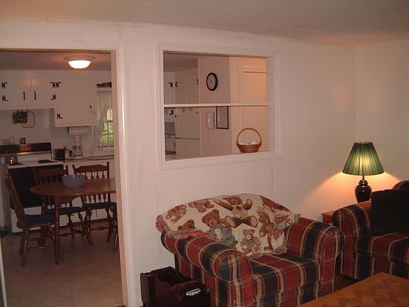 Living room & kitchen