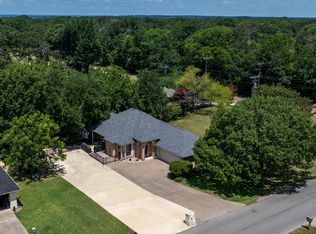 17488 Country Club Dr, Kemp, TX 75143