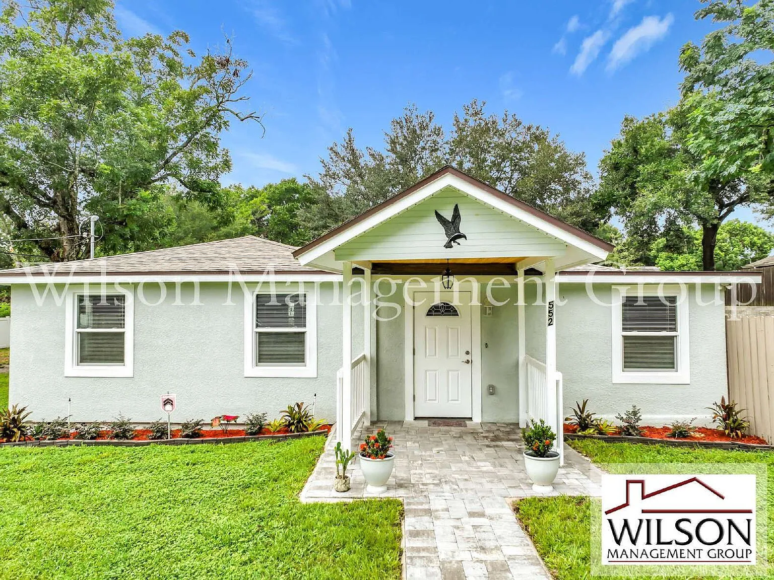 3 bed, 1.0 bath, 1140 sqft, $1,995 — Photo 1