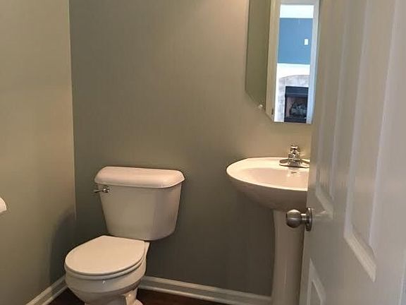 5th image of 3566 Southwood Dr