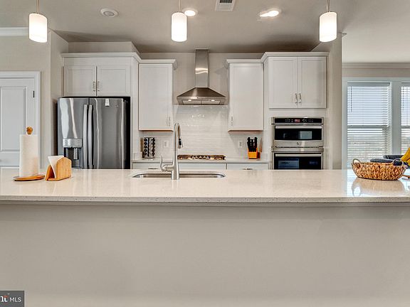 4th image of 2305 Stephanie Tessa Ln #70
