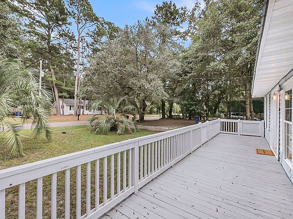 Front deck