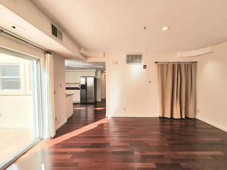 111 E Poplar Ave #105 — Photo 6