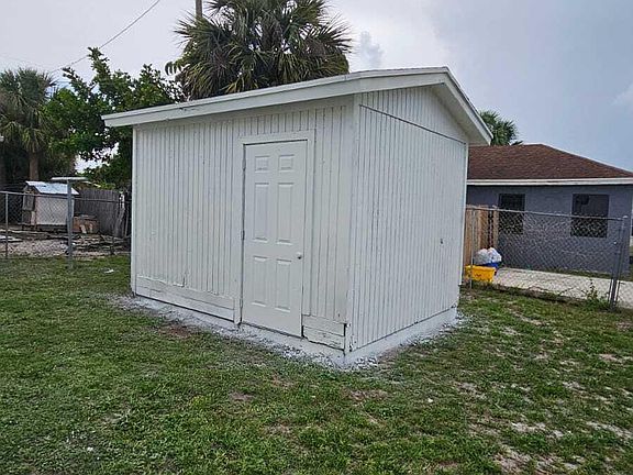 2nd image of 3391 Avenue S