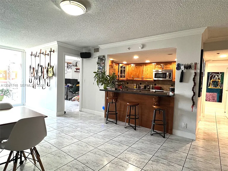 2401 Collins Ave #1009 — Photo 7