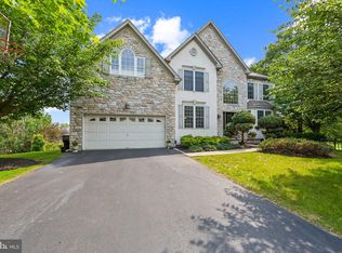 2530 Stony Creek Rd, Lansdale, PA 19446