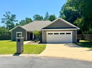184 Wheat Dr, Crestview, FL 32536