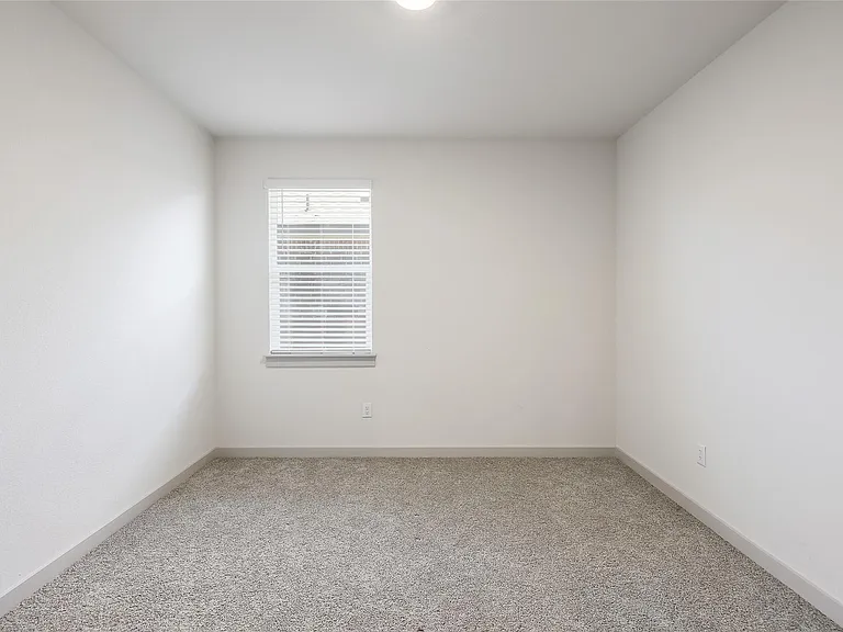 1917 Centerline Ln — Photo 20