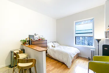 Rented by City Connections Realty