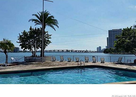 4th image of 2121 N Bayshore Dr APT 1115