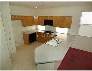 3rd image of 7949 Aviano Pines Ave