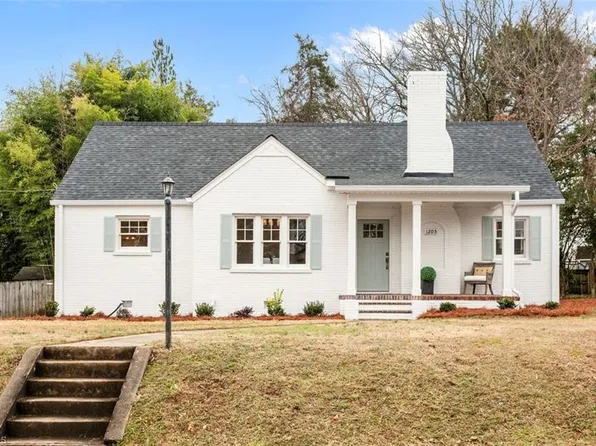 1205 W Northwood St, Greensboro, NC 27408