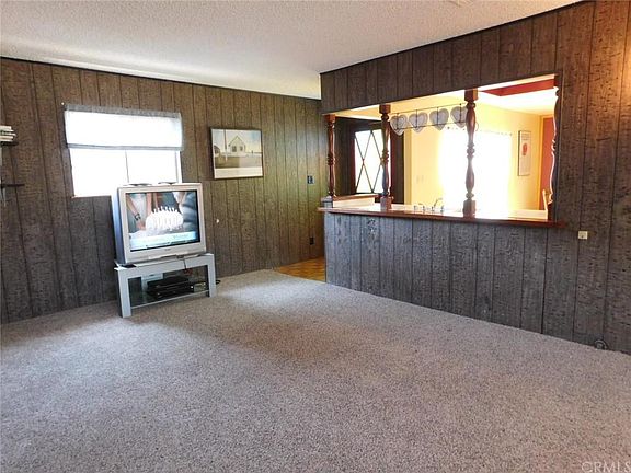 5th image of 1048 N Leaf Ave
