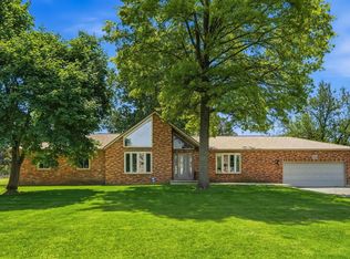 6581 Sherry Ln, Hilliard, OH 43026