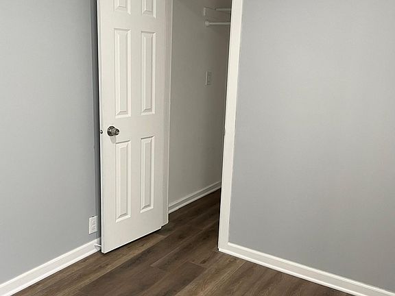 2nd image of 2446 Indianapolis Blvd #5