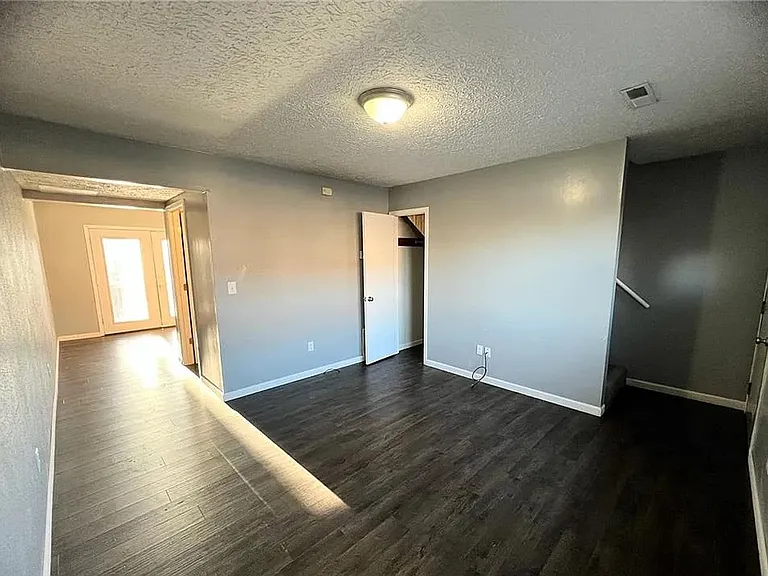23109 Triple Ln — Photo 5