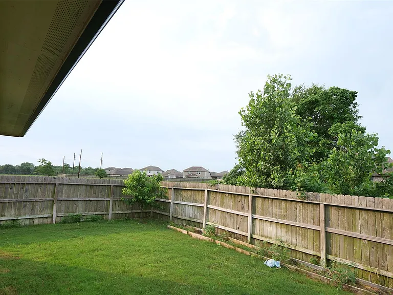 25907 Rose Frost Ct — Photo 30