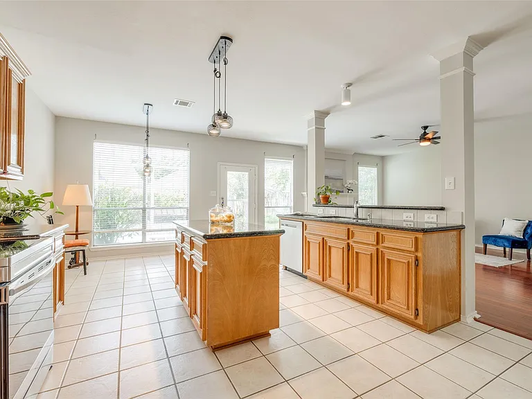 12414 N Shadow Cove Ln — Photo 20