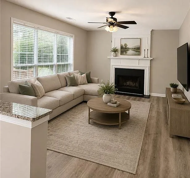 355 Waddington Trl — Photo 3