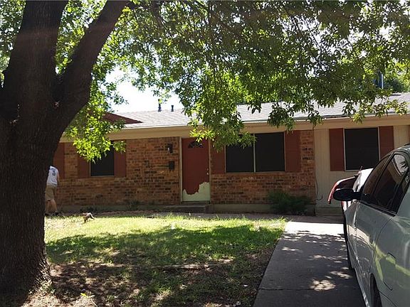 2nd image of 1425 Alpine Dr
