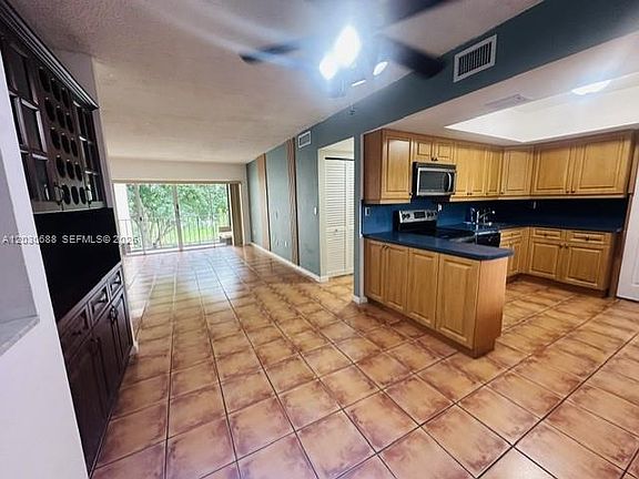 5th image of 8775 Park Blvd APT 309