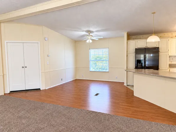 1350 Progress Way #30B, Clarksville, IN 47129